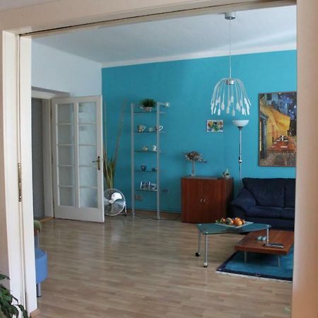 Cosy Apartment Under The Tower Praga Exterior foto
